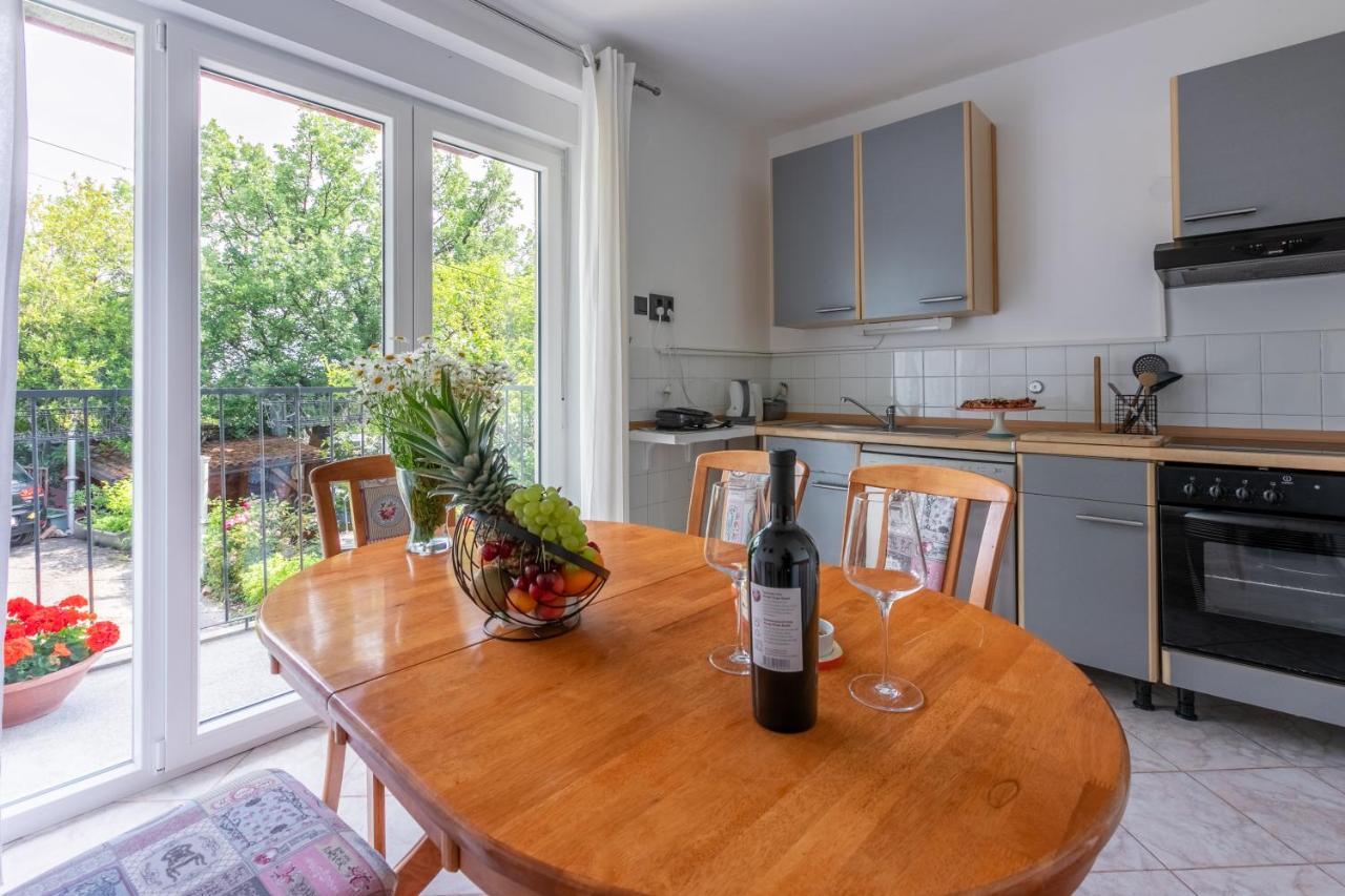 Apartment Carpe Diem "Pet Friendly" Цриквеница Экстерьер фото